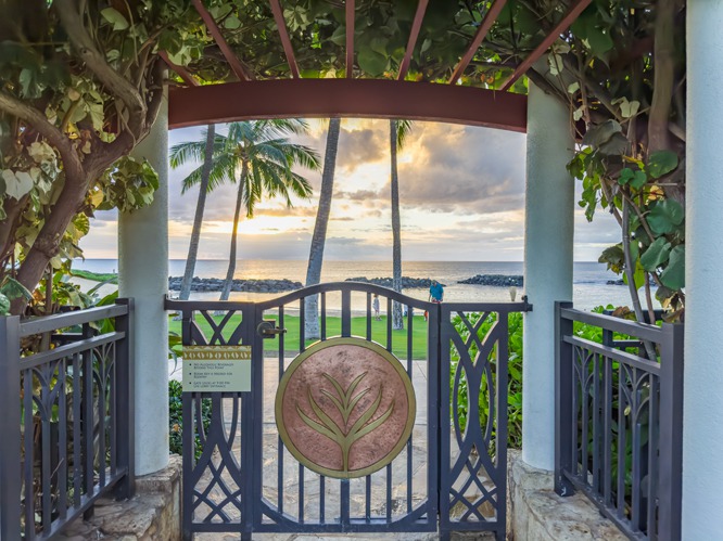 Ko Olina beach area
